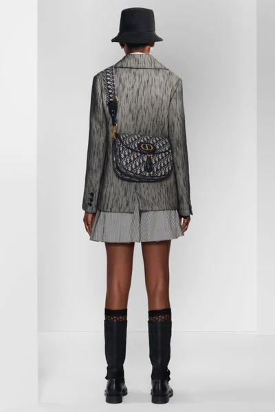 Look 7